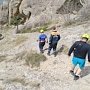 Спасатели оказали помощь туристу на горе Алчак-Кая