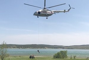 Спасатели ликвидируют условную ЧС на Симферопольском водохранилище