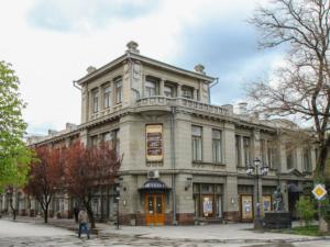 Отменены все запланированные к показу в апреле спектакли в Крымском академическом драмтеатре
