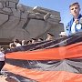 На площади Нахимова стартовала акция «Георгиевская ленточка»