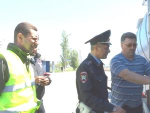 Крымские госавтоинспекторы проводят мероприятие «Опасный груз»