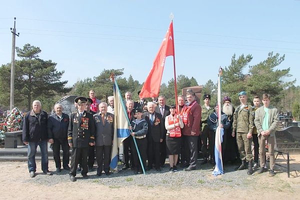 Псковские коммунисты почтили память Почётного гражданина Пскова Михаила Минина, водрузившего Знамя Победы над Рейхстагом