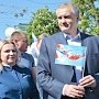 В крымской столице отмечают праздник Первомая