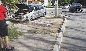 В Севастополе автоледи устроила лобовое ДТП