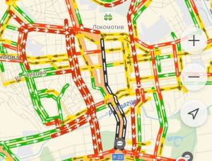 Транспортный коллапс в крымской столице: город встал в пробках