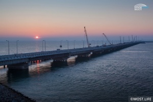 Автотуристов готовят к открытию Крымского моста