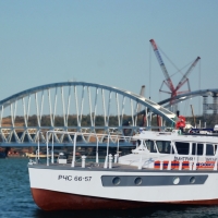 Более 500 сотрудников МЧС России обеспечивают безопасность открытия автодорожной части Крымского моста