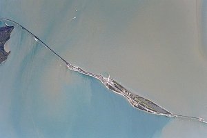 Севастопольский космонавт показал фото с орбиты открытого Крымского моста