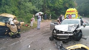 Пьяный сотрудник ГИБДД — виновник ДТП в Ялте, в котором погибли два человека, скрылся с места происшествия, — МЧС РК