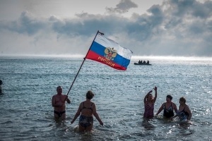Почти половина россиян выбирают для отдыха Крым