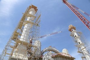 Строители на практике завершили бетонные работы на Соборной мечети в Симферополе, — Бальбек
