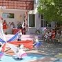 Крымские таможенники поздравили воспитанников центра «Берегиня» с Днем защиты детей