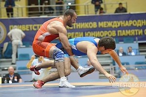 Алуштинец выиграл международный турнир по греко-римской борьбе в Дагестане