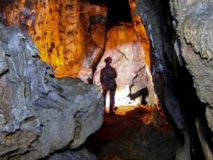 В Крыму благоустроена туристическая экологическая тропа «К пещере МАН»