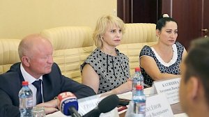 Аксёнов: Визит делегации Брянской области благоприятствует развитию межрегиональных отношений