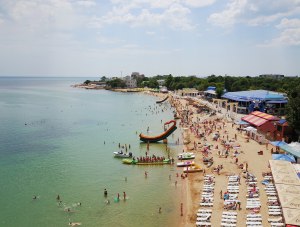 Почти 100% крымских пляжей готовы к курортному сезону
