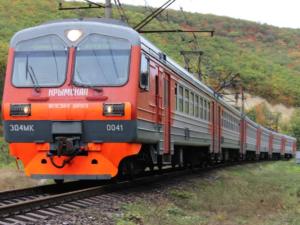 В Крыму ищут возможность запустить удобные прямые поезда от аэропорта до курортных городов