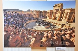 Выставка фотографий сирийской Пальмиры открылась в столице Крыма