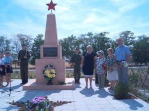В селе Пушкино прошло торжественное открытие после реконструкции памятника «Братская могила 23-х воинов Советской армии»