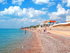 На одном из крымских пляжей спасатели обнаружили труп мужчины