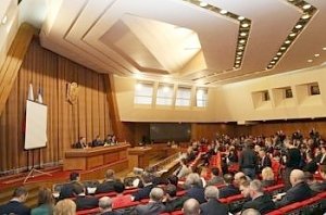 О решении парламента Крыма в поддержку повышения пенсионного возраста первыми сообщили не официальные крымские, а иностранные сайты