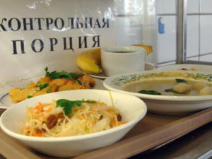 В столице Крыма решали как организовать качественное питание в лечебных учреждениях Крыма