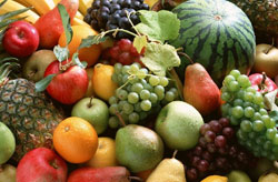 Роспотребнадзор помог вспомнить о правил употребления фруктов в жару