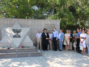 В Севастополе почтили память жертв Холокоста