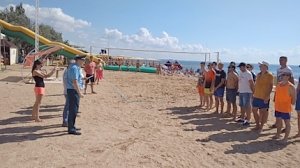 Спасатели МЧС России провели соревнования по пляжному волейболу