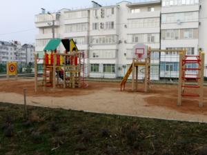 В Крыму в текущем году благоустроят 17 дворов и 9 общественных территорий
