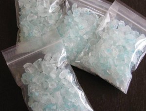 У жителя Сак нашли «кристаллы соли»