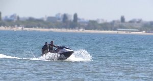 За сутки в Крыму на воде спасено 7 человек