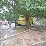 Крымские огнеборцы эвакуировали восемь человек и спасли двух детей из горящего дома в Ялте