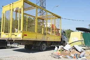 Мусорные горы: Общественники проверили, как городские власти убирают контейнеры для отходов в столице Крыма