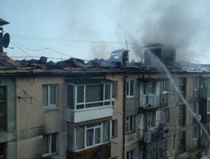 Спасатели ликвидировали пожар в крымской многоэтажке