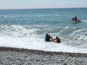 В Песчаном в трёхстах метрах от берега спасён подросток
