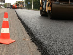 В крупном микрорайоне Керчи отремонтируют дорогу