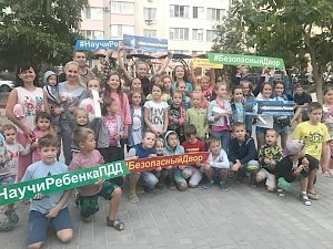 Госавтоинспекторы сказали детям Симферополя о безопасном поведении на дороге