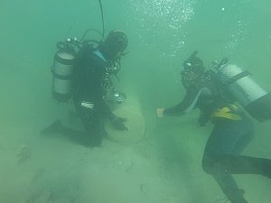 Какие удивительные находки делают археологи в море у берегов Крыма