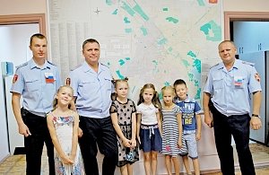 Крымские росгвардейцы пригласили в гости детей своих сослуживцев