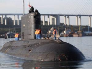 Подводники «Ростова-на-Дону» учились пополнять запасы в сложных гидрометеорологических условиях
