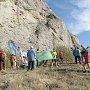 Ветераны альпинизма и скалолазания соревновались в Судакской крепости