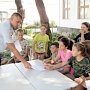 Полицейские в городах и районах Крыма проводят профилактическую социальную акцию «Помоги пойти учиться»