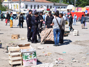 Торговцам-«стихийщикам» в последнюю неделю сентября выписали штрафов на 300 тысяч рублей