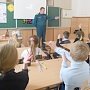 Инспекторы ГИМС продолжают проводить открытые уроки с учащимися Севастопольских школ