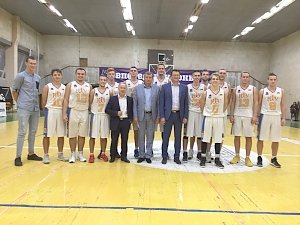 Стартовая победа «Грифонов» на открытом чемпионате Крыма по баскетболу