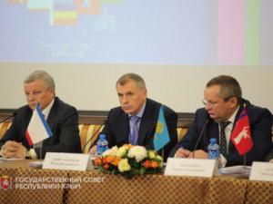 Спикер крымского парламента предложил меры для усиления безопасности в учреждениях образования