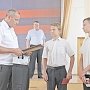 Алуштинские подростки, спасшие утопающих мужчин, получили медали и путёвки в «Артек»