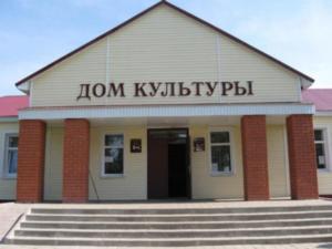 Жители трёх крымских сел должны удовлетворять свои культурные потребности в комфортных условиях, — Новосельская