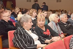 150-летие Евпаторийской городской больницы отпраздновали концертом и награждением